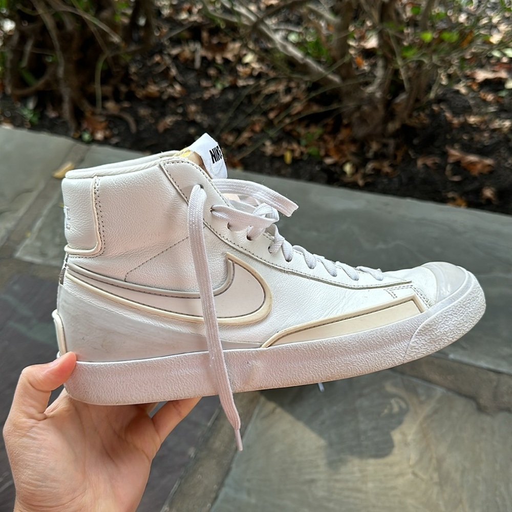 NIKE BLAZER Mid '77 Infinite White